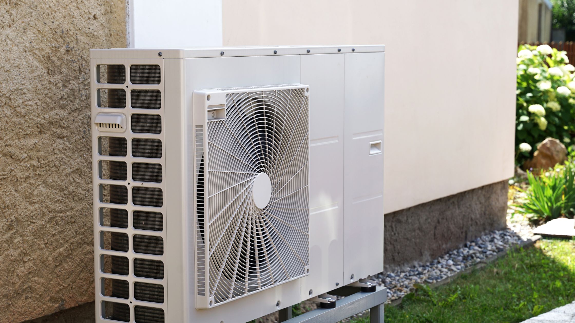 Dépannage pompe à chaleur Angers - pompe à chaleur Jardin